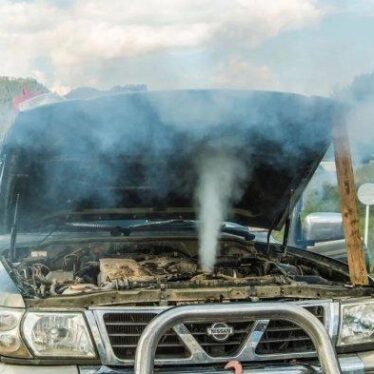 Waspadai Overheating: Mesin Mobil Tiba-Tiba Mogok Bisa Jadi Pertanda Bahaya! Waspadai Overheating: Mesin Mobil Tiba-Tiba Mogok Bisa Jadi Pertanda Bahaya!