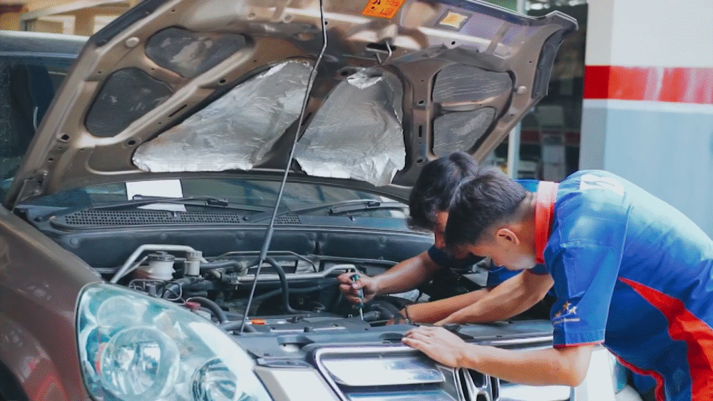 Sparepart asli dan oli berkualitas tinggi digunakan untuk tune up mobil di Agus Lio Ban Subang. Sparepart asli dan oli berkualitas tinggi digunakan untuk tune up mobil di Agus Lio Ban Subang.