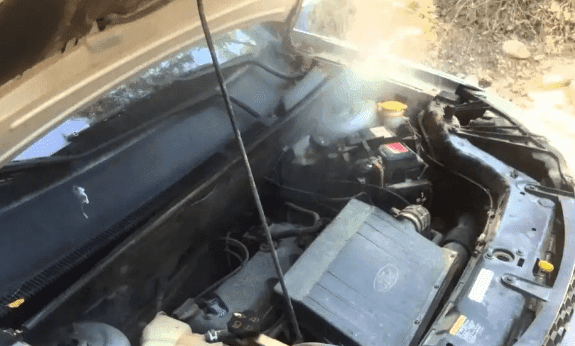 Aki Mobil Bisa Meledak Tiba-tiba