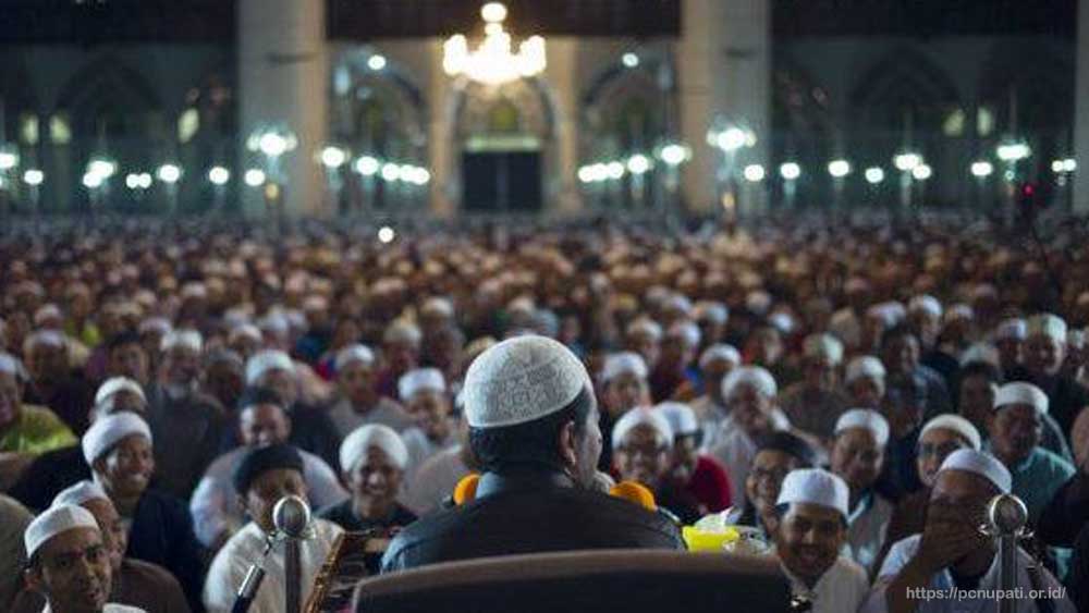 Fenomenologi Amplop Kiai; Antara Keikhlasan dan Komodifikasi Dakwah