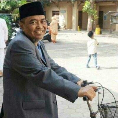 Refleksi Hari Guru Nasional 2025; Napak Tilas Jejak KH. Muhadi Zainuddin