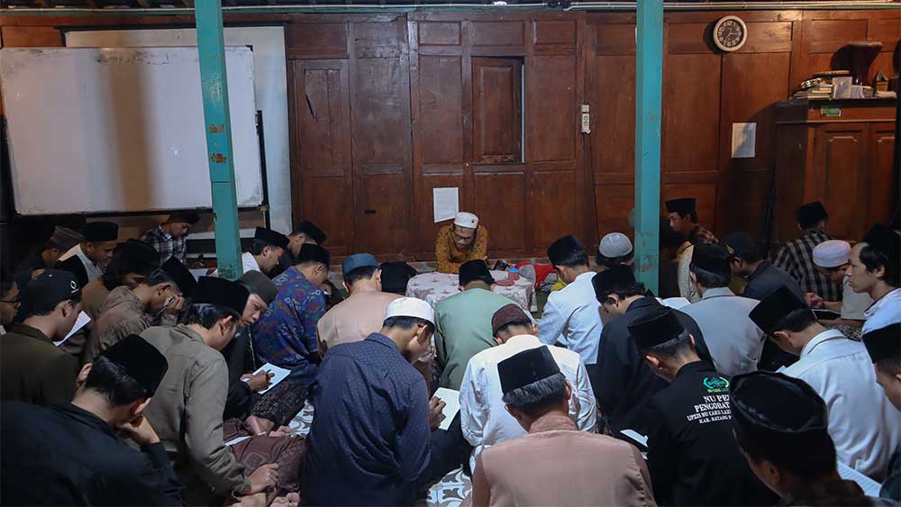 Fenomenologi Nalar Pesantren;Upaya Menyelami Rasionalitas di Balik Tradisi