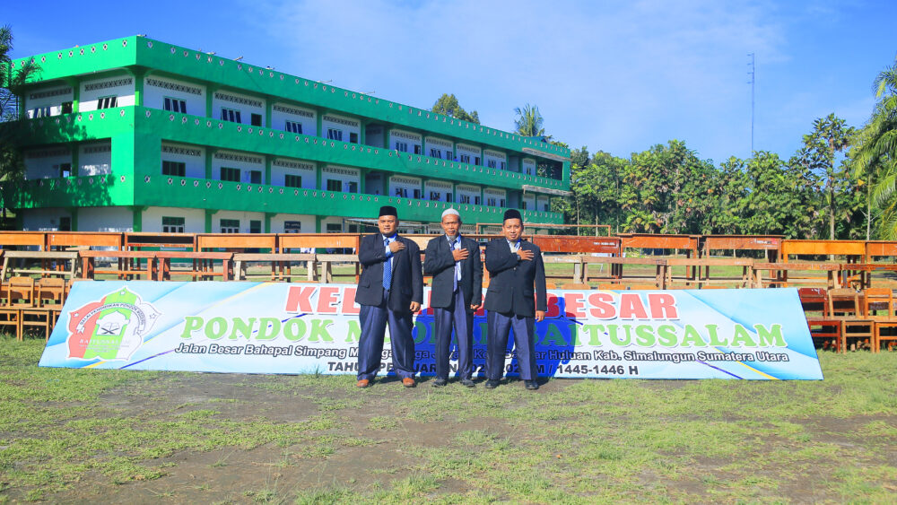 Pimpinan Pondok Modern Baitussalam