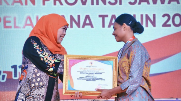 “Papuan Youth Reaching for the Stars: A Story of Hope Through the ADEM Program in East Java”