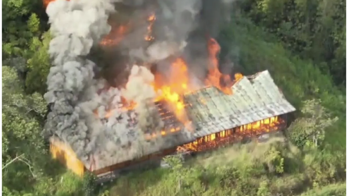 Papuan Community and Students Disappointed Over School Building Damage in Kiwirok