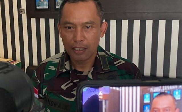 Civilian Taxi Driver Fatally Attacked by Armed Group in Central Papua