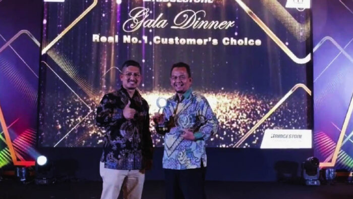 Tomo Bridgestone Agus Lio ban Subang Raih 2 Penghargaan Bergengsi Pada Acara Gala Dinner Bridgestone