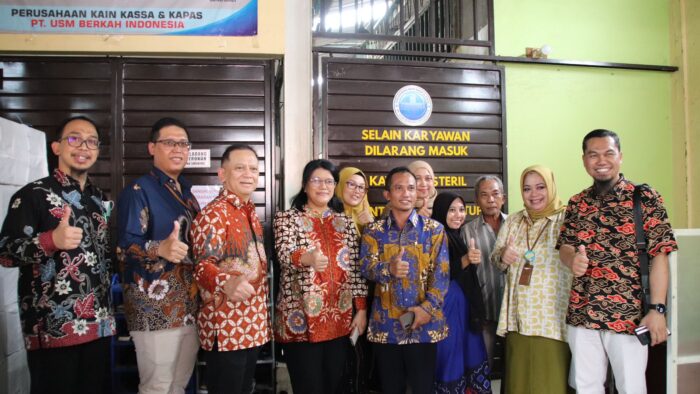 Usaha Anggota FORBIS PT. USM Berkah Indonesia Mendapat Kunjungan dari Dirjend FARMALKES KEMENKES RI