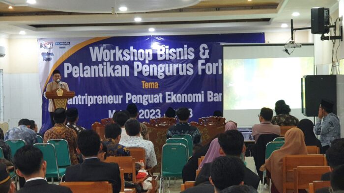 Davit Rusdianto, Ketua IKPM Gontor Cabang Malang memberikan sambutan