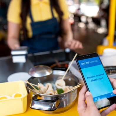 Manfaat dan Cara Memilih Aplikasi Kasir Online yang Tepat untuk Usaha Anda