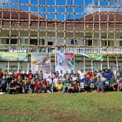 Ijazah Kiai Gontor ke Santrinya: Lanjutkan Main Bola!