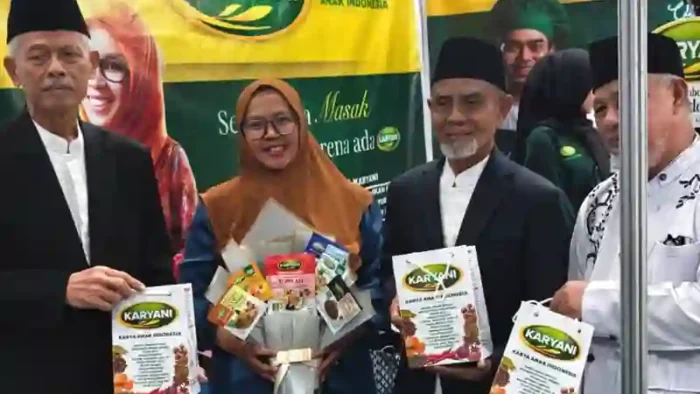 PT. Bumbu Rempah Indonesia dengan brand Karyani, milik Yani Karyani, alumni Mantingan tahun 2001