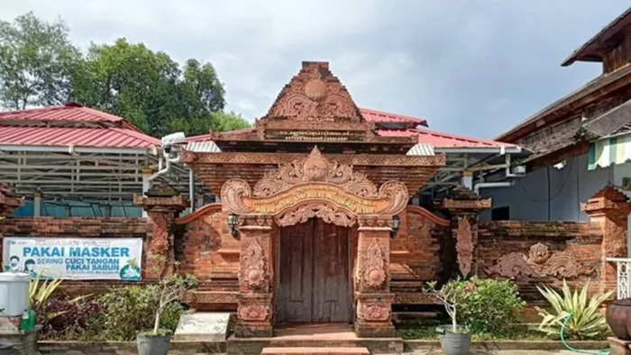 Yang Dicontohkan Para Kiai Tegalsari Ketika Berhubungan dengan Pemerintahan Berkuasa