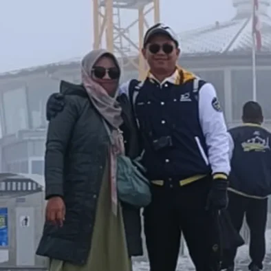 Suami Istri Pengusaha Alumni Gontor dibalik PT. Titra Pelangi Nusantara