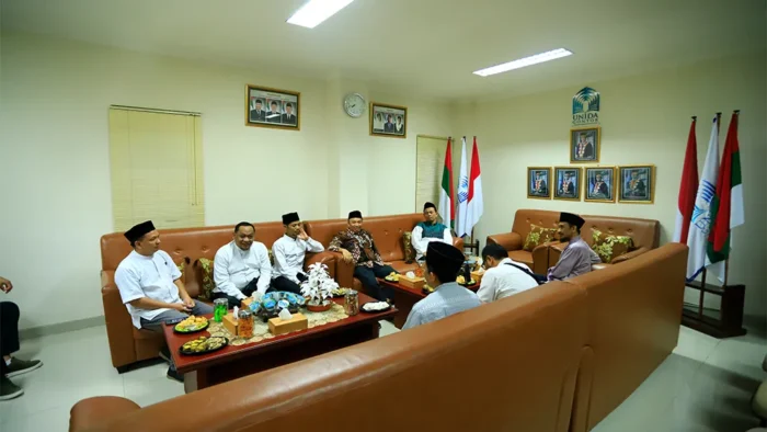 Cetak Mahasiswa Bermental Pengusaha, UNIDA Gontor dan Forbis IKPM sepakat Terapkan Program MBKM di Tempat Perusahaan Alumni Gontor