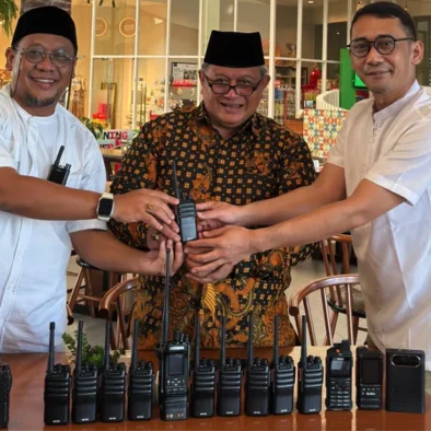 FORBIS IKPM Gontor Dukung Jambore Pramuka Muslim Dunia dengan 130 Unit Radio Telekomunikasi.