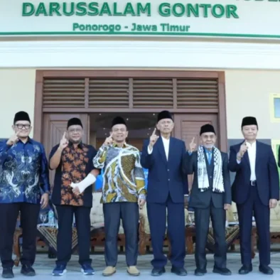 Dukung Kemandirian Ekonomi Umat, Hidayat Nur Wahid Hadiri FORBIS National Economic Summit & Expo 2026 di Gontor