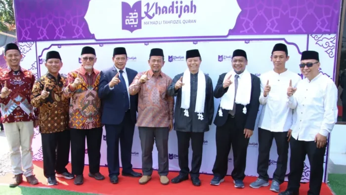 Cetak Srikandi Pengusaha Hafidzoh, Jajaran Pengurus Pusat FORBIS Hadiri Peresmian Ma’had Khadijah Cirebon