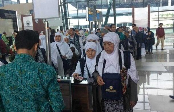 Diperkirakan 1 Juta Jemaah dari Indonesia Menunaikan Umrah pada Musim Tahun Ini