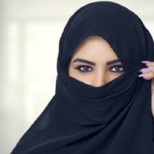 Otoritas Hiburan Saudi Menetapkan Peraturan Untuk Penampilan Wanita Dalam Pertunjukan Keluarga