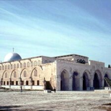 Bagaimana Umar bin Al Khathab Membebaskan Quds?