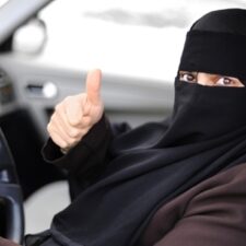 Lowongan Pekerjaan Baru Menjadi Sopir Wanita di Arab Saudi