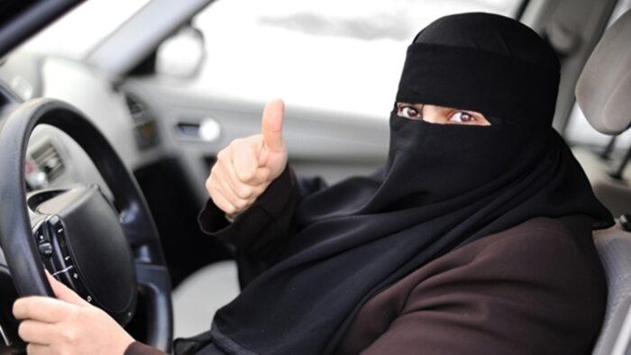 Lowongan Pekerjaan Baru Menjadi Sopir Wanita di Arab Saudi