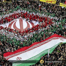 Iran Menipu Dengan Photoshop Untuk Mencitrakan Negaranya Memiliki Kekuatan Militer Hebat