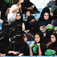 Mulai Hari Jumat Ini, Wanita di Saudi Bisa Menjadi Penonton di Stadion Olahraga