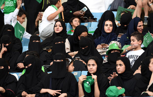 Mulai Hari Jumat Ini, Wanita di Saudi Bisa Menjadi Penonton di Stadion Olahraga