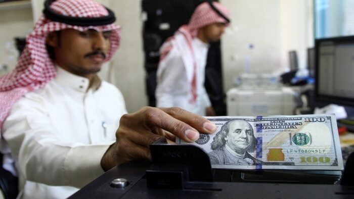 SAMA: Pengiriman Uang Ekspatriat ke Luar Negeri Arab Saudi Menurun 6,7%
