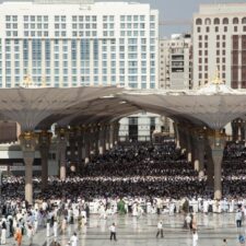 Menlu Saudi Luncurkan Aplikasi Untuk Registrasi Mandiri Biometrik Jamaah Haji Dan Umrah