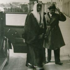 Raja Saudi dan Diplomat Uni Sovyet