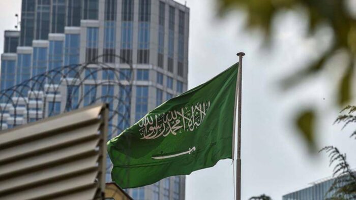 Saudi: Pemimpin Dunia Islam atau Antek Amerika?