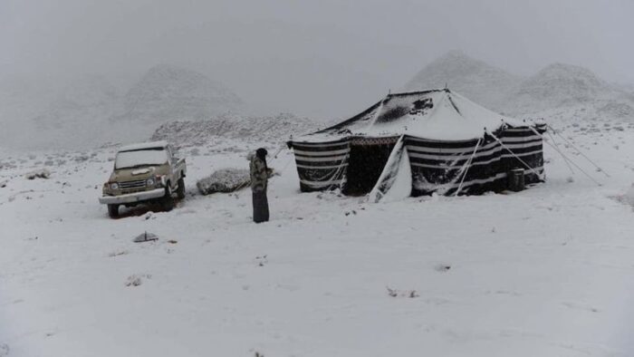 Turun Salju di Saudi: Suhu Udara 15 Derajat di Bawah Nol Derajat Celcius