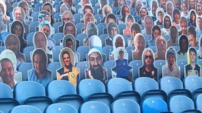 Viral: Liga Inggris Bergulir Lagi, “Usamah bin Laden” di Bangku Pendukung Leeds United