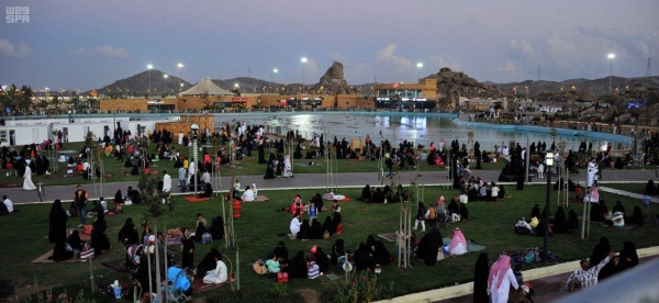 Wisata Lokal Saudi Ramai, Jumlah Kasus Corona Menurun
