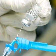 Penerima Satu Dosis Vaksin Corona Di Arab Saudi Diizinkan Langsung Masuk Ke Kerajaan