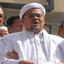Eremnews: Dai Kontroversial Indonesia Habib Riziq Shihab Ditangkap