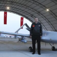 Arab Saudi Masih Tolak Truk Turki di Bea Cukai, Bagaimana Memesan Drone dari Ankara?
