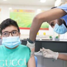 Arab Saudi Mulai Vaksinasi COVID-19 Untuk Anak Usia 5-11 Di Tengah Lonjakan Omicron