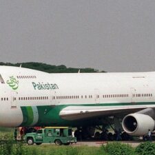 Seorang Pilot Mendaratkan Pesawat di Dammam dan Menolak Lanjutkan Penerbangan ke Pakistan Karena Alasan Yang Mengejutkan