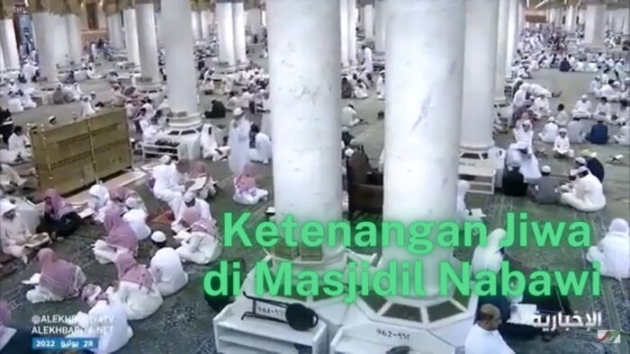 Diliputi Ketenangan: Video Pemandangan Indah Majlis Ilmu di Masjid Nabawi Setelah Shalat Subuh