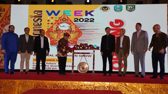 Indonesia Week KBRI Riyadh: Tampilkan Bazar Makanan Hingga Pameran dan Simposium Kitab Klasik Ulama Nusantara