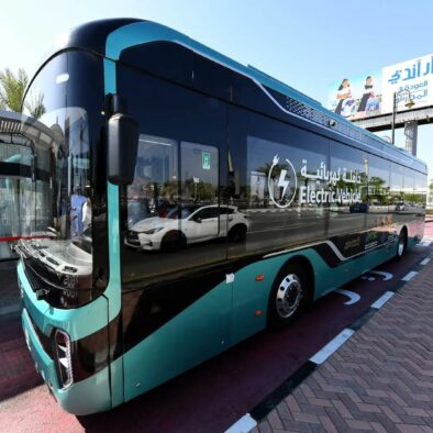 Otoritas Transportasi Umum Saudi Luncurkan Bus Listrik di Dammam dan Qatif