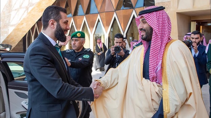 Putra Mahkota Saudi Menerima Presiden Suriah Ahmad al-Syara di Riyadh