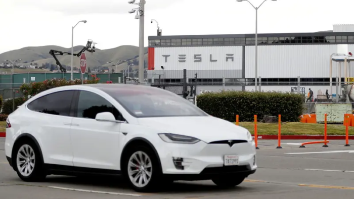 Tesla Segera Hadir Ramaikan Pasar Mobil Listrik di Arab Saudi Mulai April