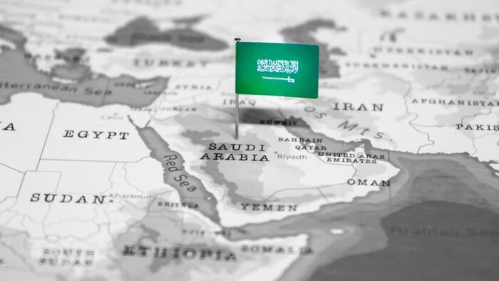 Saudi Satu-satunya Negara Teluk yang Penduduk Aslinya Mayoritas