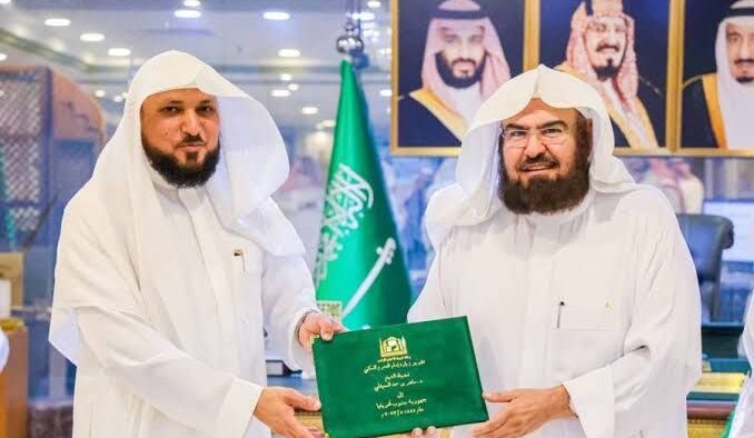 Dari Matematika ke Mimbar Haramain: Biografi Syaikh Maher al‑Muaiqly Imam Masjidil Haram