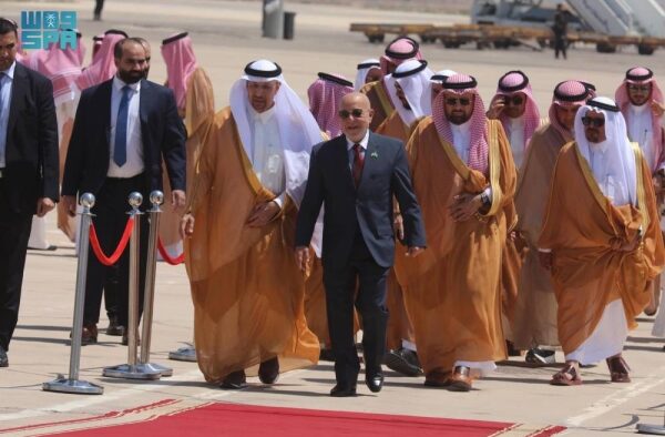 Arab Saudi Segera Umumkan Kesepakatan Investasi Senilai SR 21 Miliar di Forum Damaskus